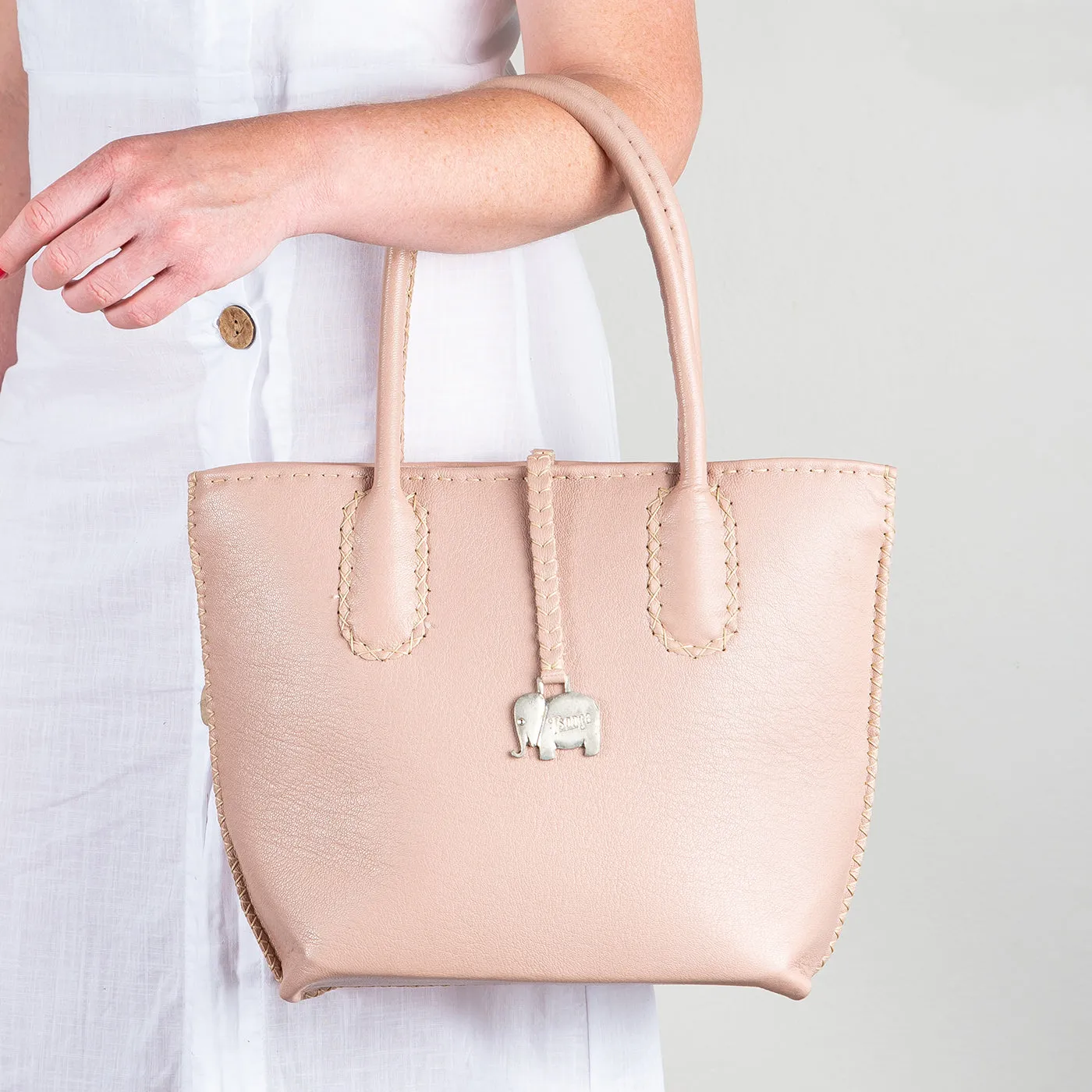 Azetha : Ladies Leather Shopper Handbag in Rose Cayak